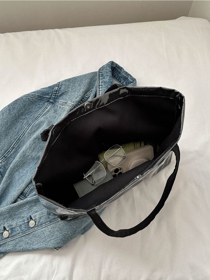 Letter Graphic Shoulder Tote Bag Fashion Magnetic Buckle PU