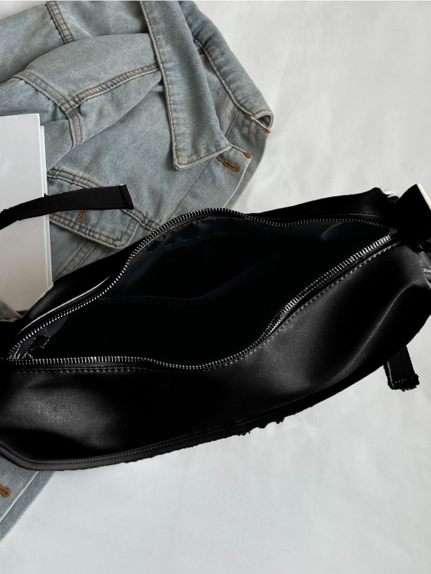 Minimalist Hobo Bag Chain Decor With Small Pouch