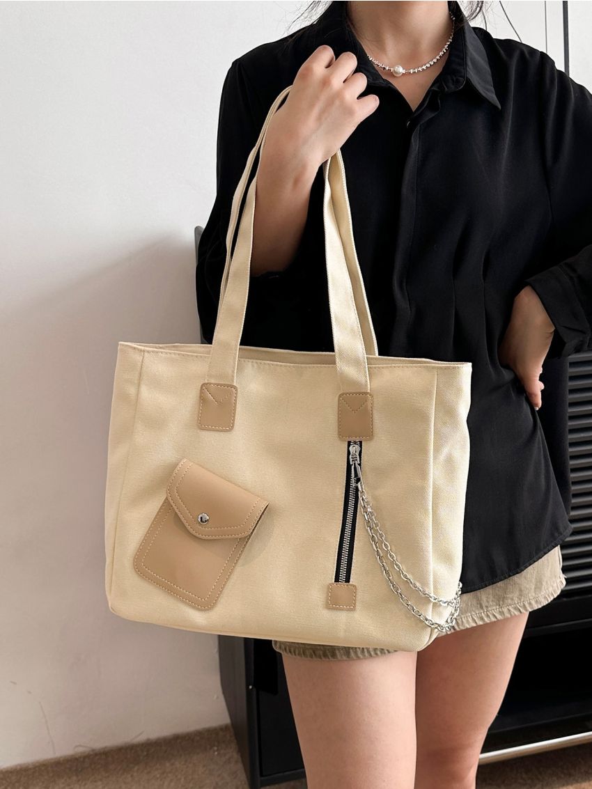 Medium Shopper Bag Pocket & Chain Decor