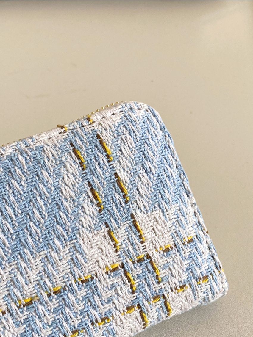 Plaid Graphic Card Holder Zipper Lightweight