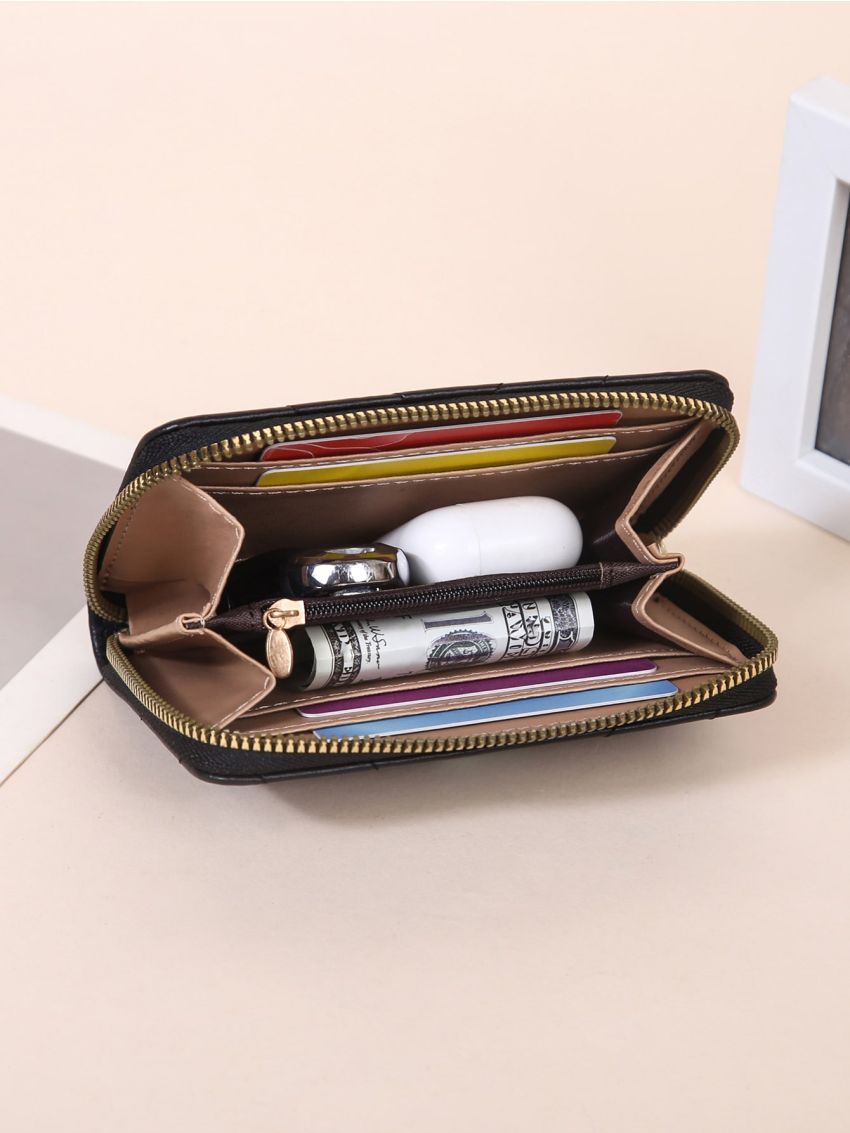 Quilted Pattern Small Wallet Tassel Decor