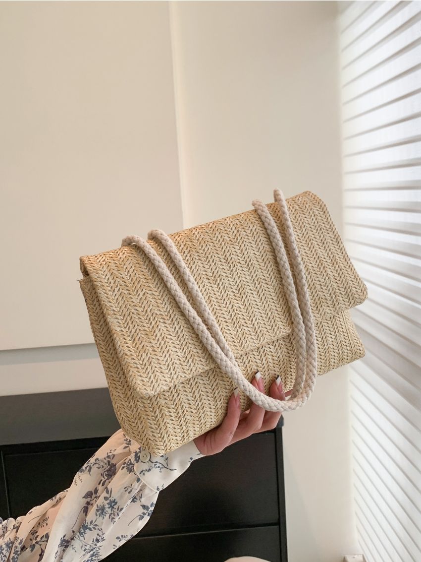 Flap Straw Bag Vacation
