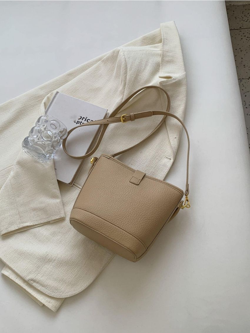 Mini Buckle Decor Bucket Bag Black Litchi Embossed Twist Lock PU