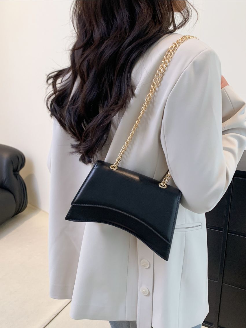 Minimalist Novelty Bag Small Flap Black