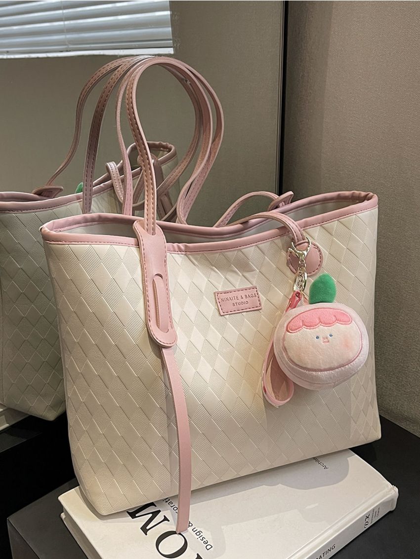 Medium Shoulder Tote Bag Letter Patch Decor With Bag Charm