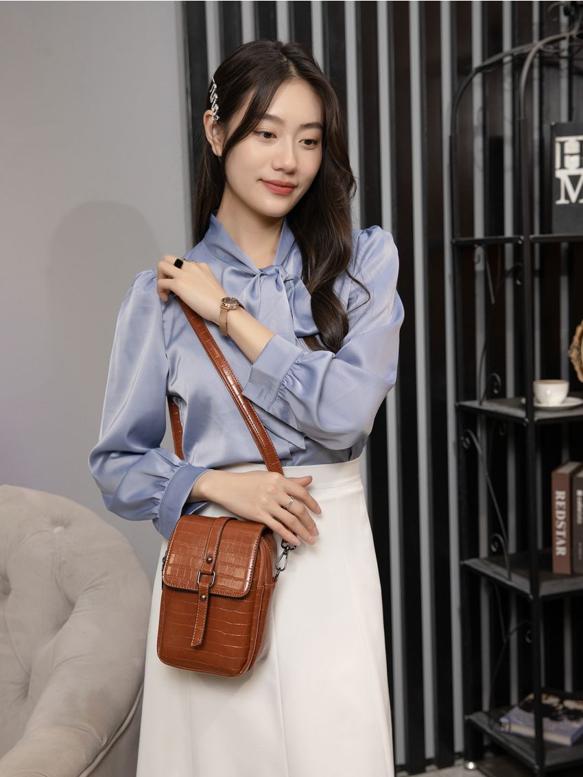 Flap Phone Wallet Geometric Embossed Brown