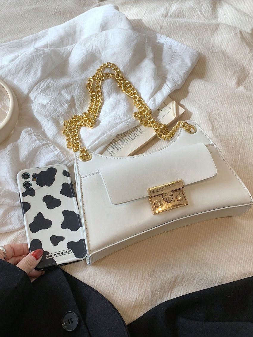 Small Baguette Bag Chain Strap Elegant Style