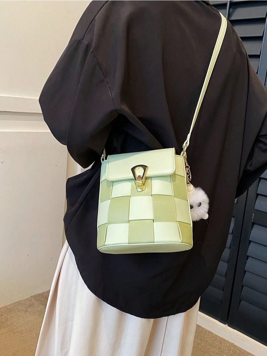 Braided Design Bucket Bag With Bag Charm