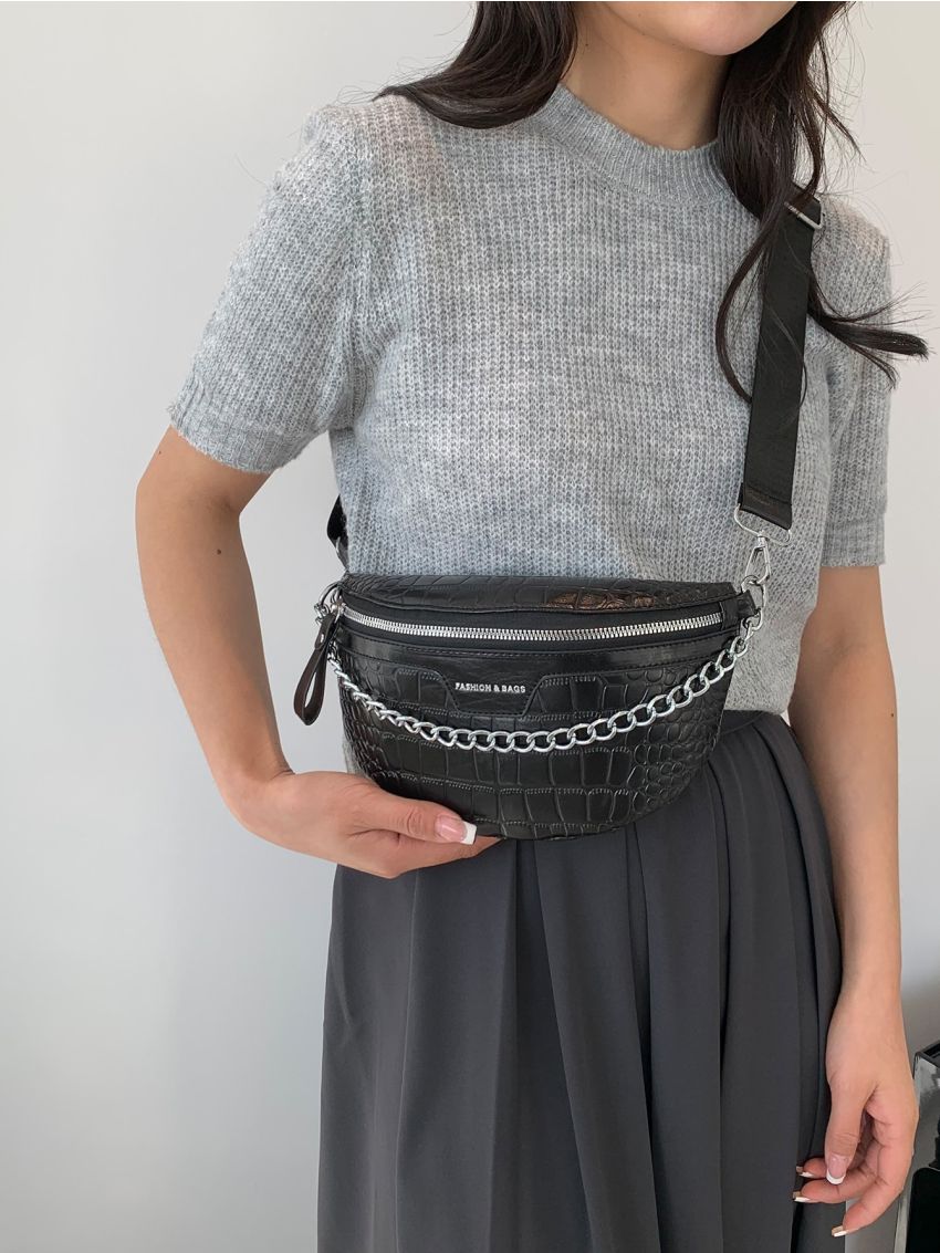 Crocodile Embossed Fanny Pack Chain Decor Black