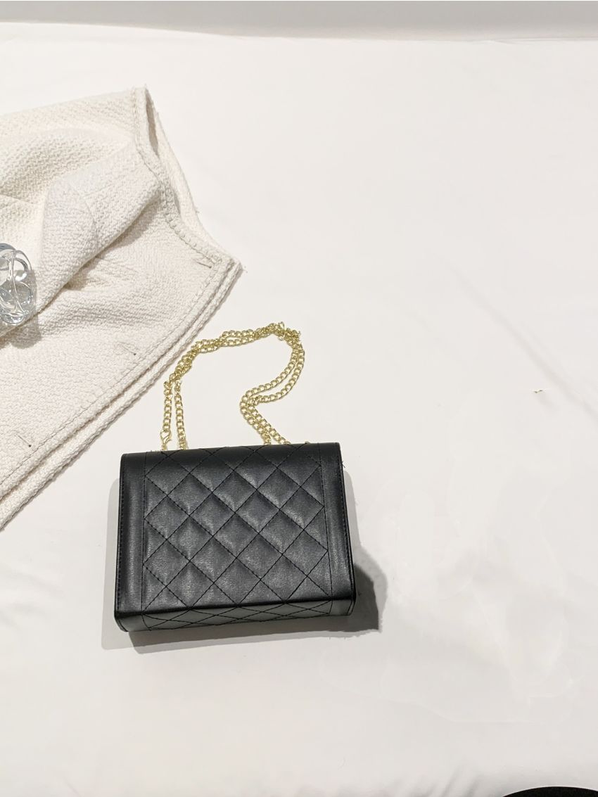 Quilted Square Bag Small Twist Lock Black