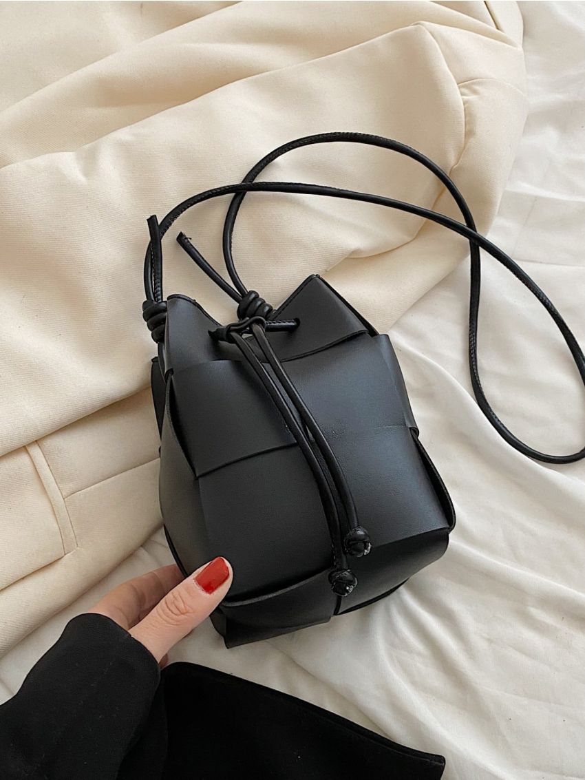 New Mini Fashion Niche Unique Universal Braided Bucket Bag Crossbody One Shoulder Women's Bag