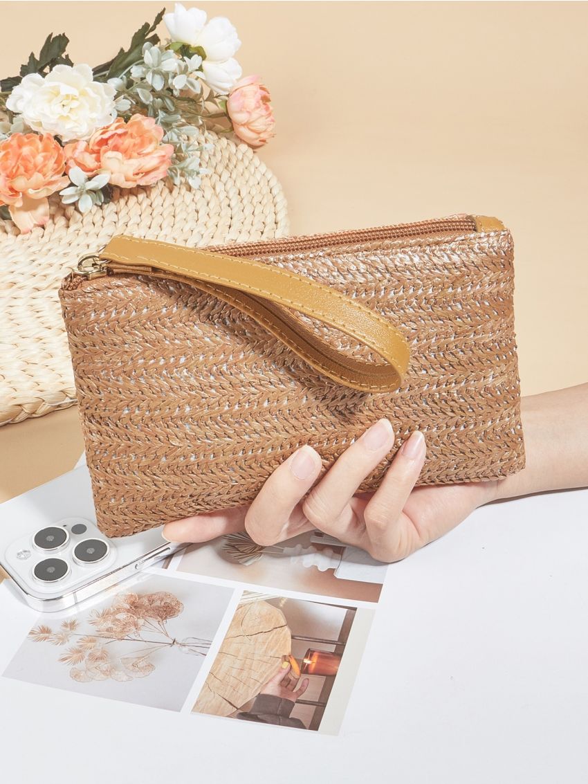 Minimalist Straw Bag