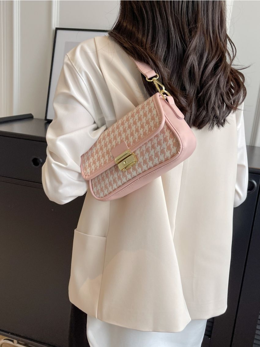 Small Square Bag Houndstooth Pattern Chain Strap Flap Design