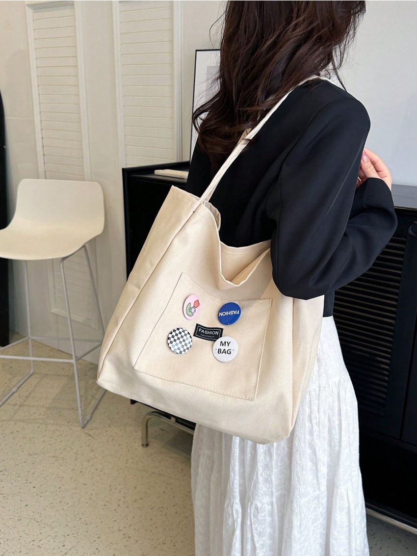 Medium Shopper Bag Badge Decor