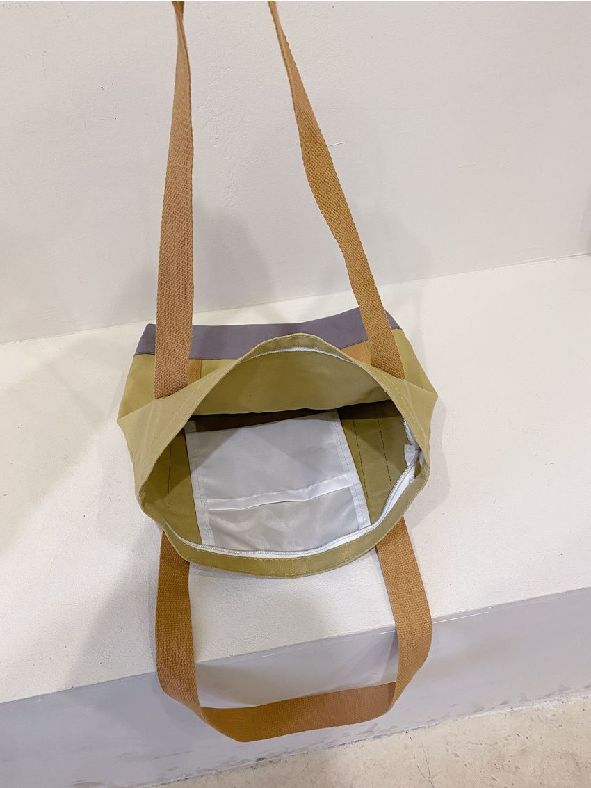 Colorblock Shopper Bag With Badges