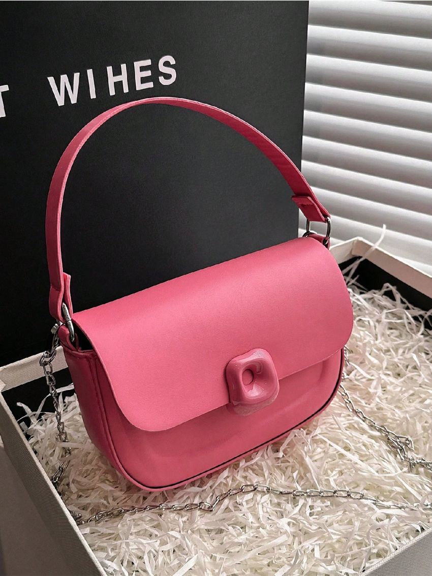 Minimalist Saddle Bag Mini Flap Black