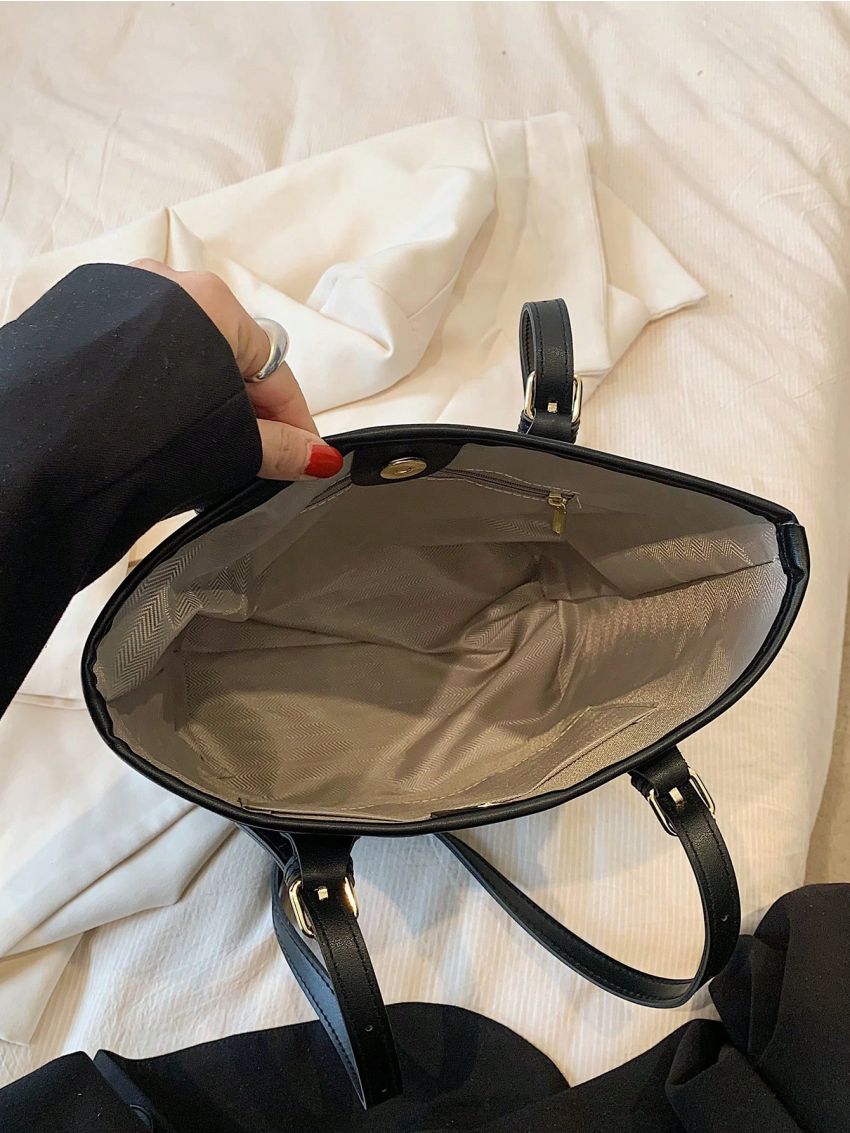 Black Bucket Bag With Cartoon Charm Fashionable Buckle Decor PU