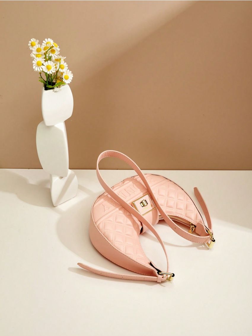 Letter Embossed Hobo Bag Fashionable Argyle Quilted Twist Lock PU