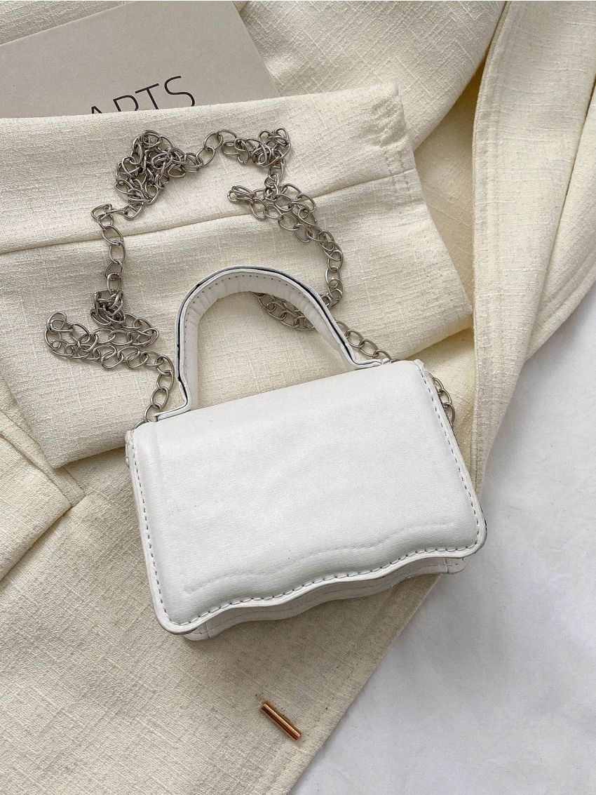 Mini Novelty Bag Letter Print Scallop Chain Decor