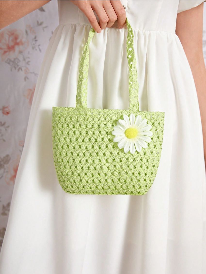 MOD Small Straw Bag Paper Flower Decor