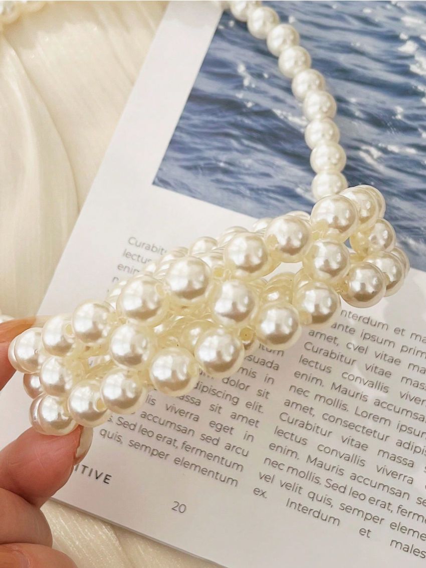 Mini Faux Pearl Decor Circle Bag Hollow Out Design