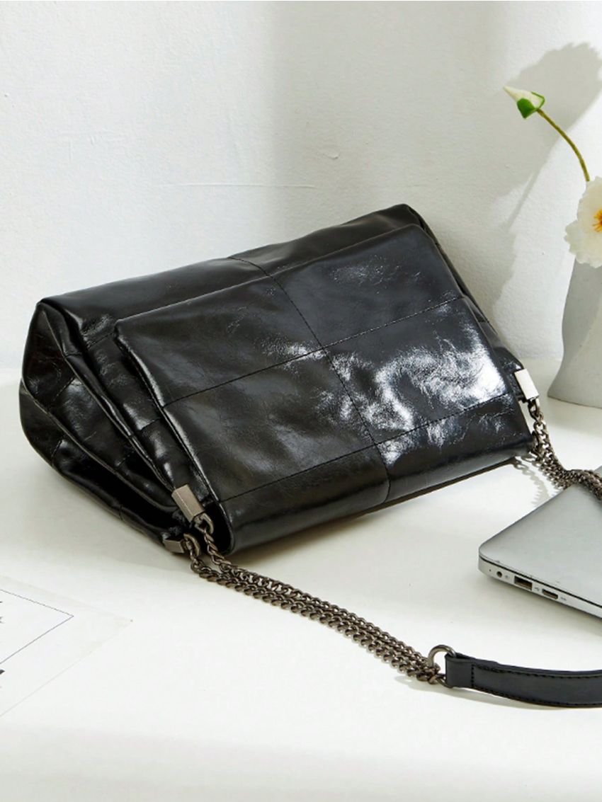 Minimalist Square Bag Medium Flap Black