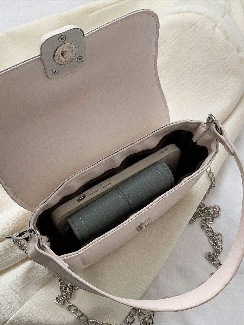 Minimalist Saddle Bag Mini Flap