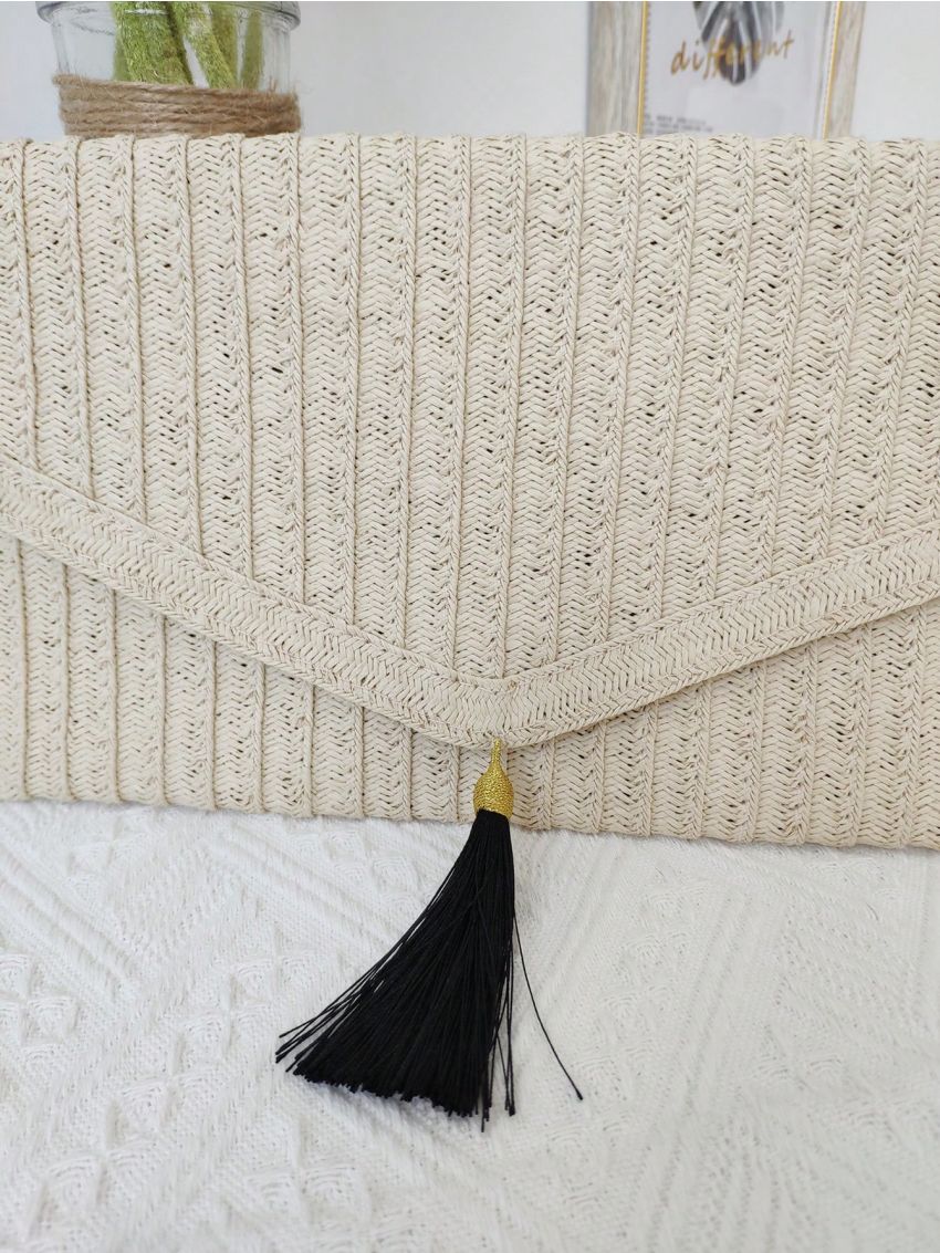 Flap Straw Bag Paper Tassel Decor