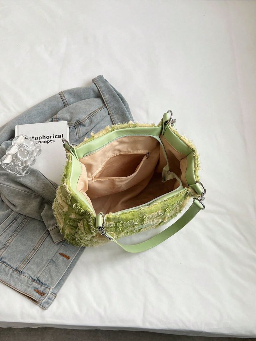 Plaid Pattern Shoulder Tote Bag Fashionable Letter Patch Decor Raw Trim