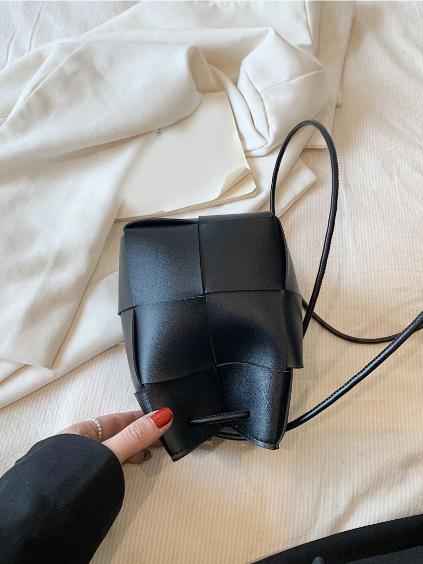 Minimalist Bucket Bag Mini Drawstring Design