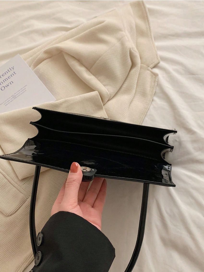 Minimalist Baguette Bag Medium Black