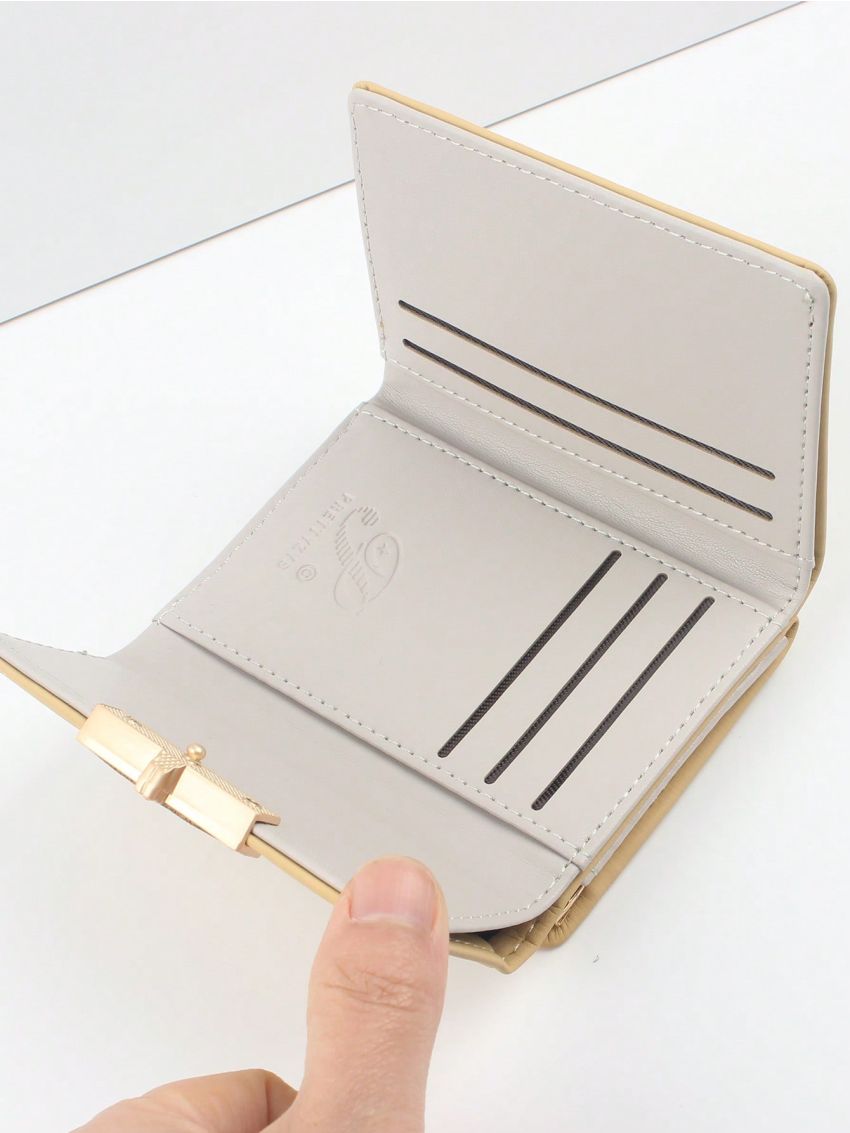 Floral Graphic Small Wallet Letter Decor Trifold