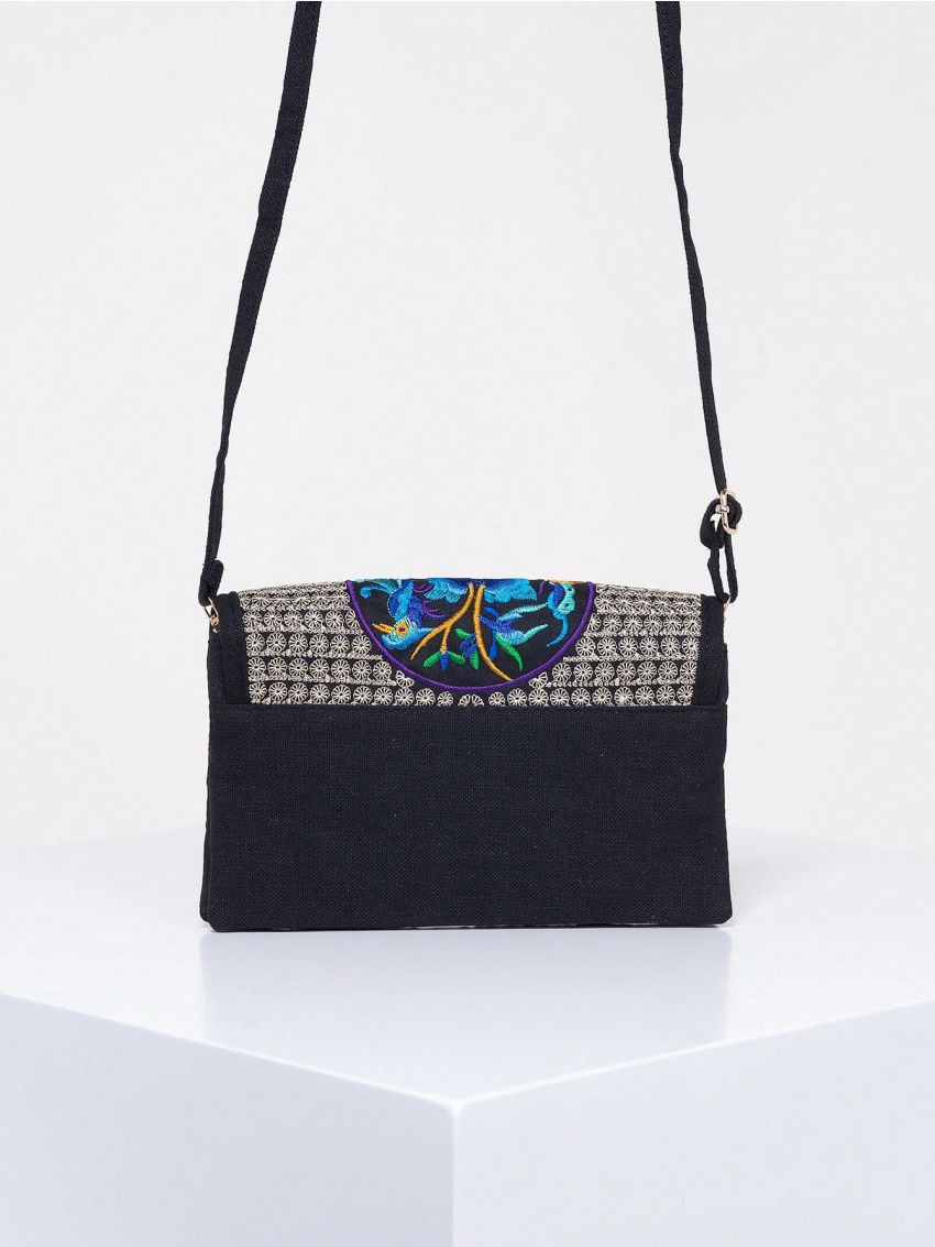 Vintage Small Envelope Bag Flower Embroidery Adjustable Strap