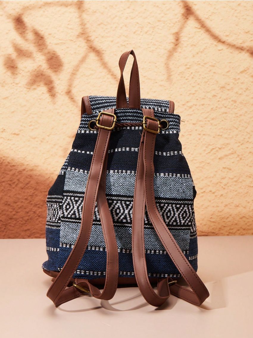 Medium Flap Backpack Geometric Pattern Buckle Decor