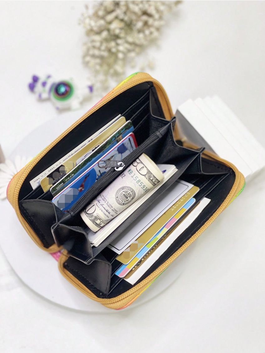 Rainbow Pattern Chevron Card Holder With Zipper