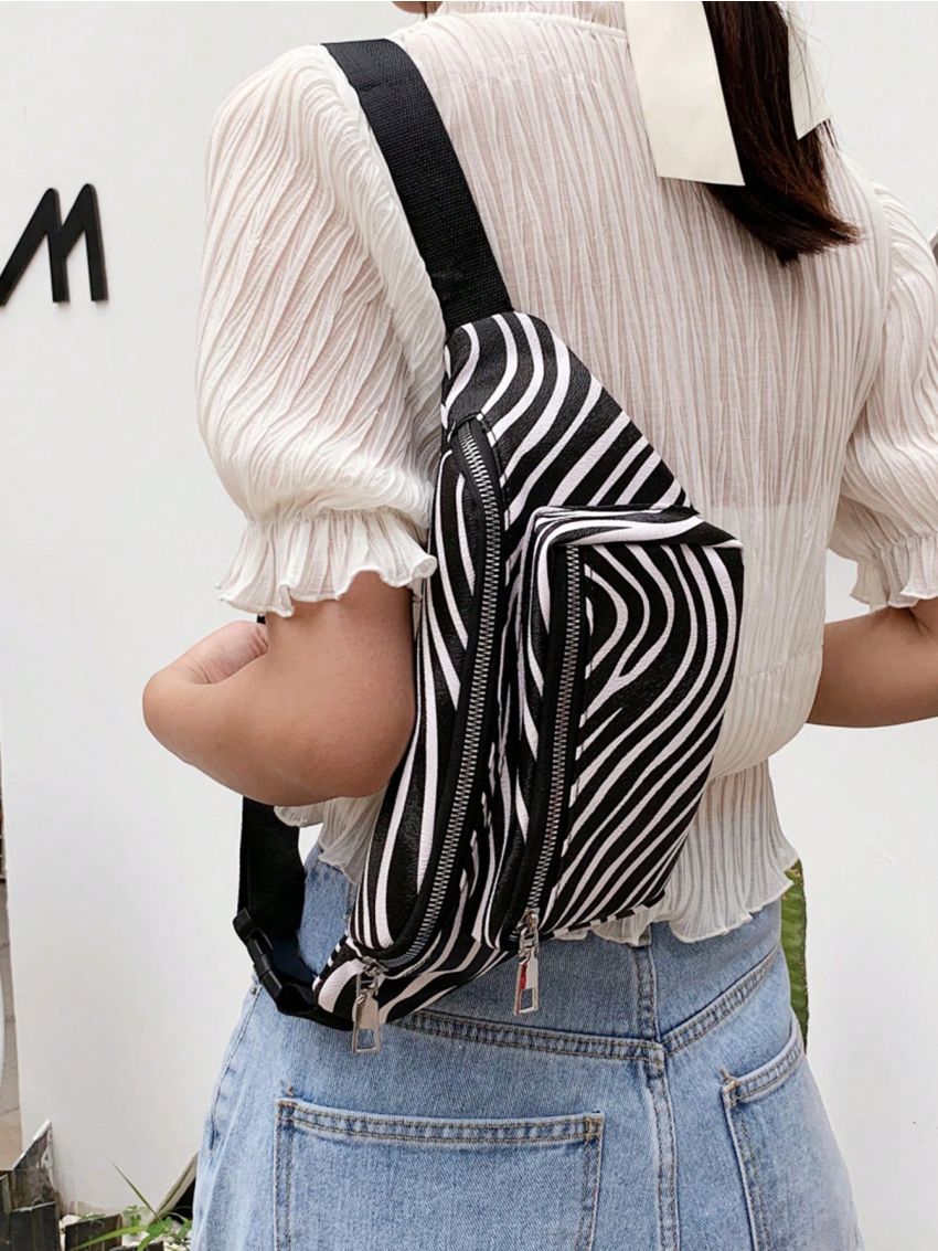 Medium Fanny Pack Zebra Striped Pattern