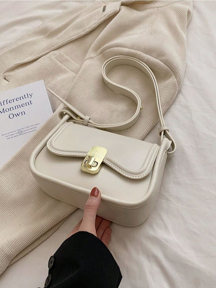 Minimalist Saddle Bag Small Flap Twist Lock