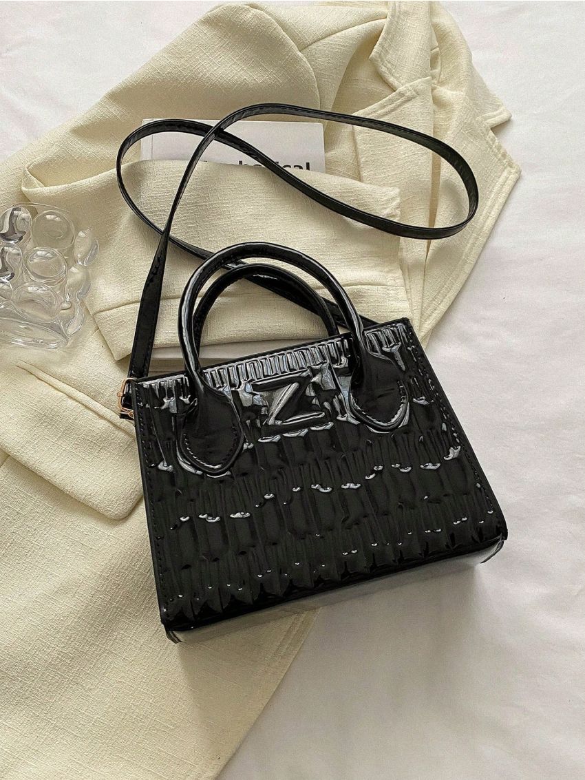 Letter Graphic Square Bag Small Black Double Handle