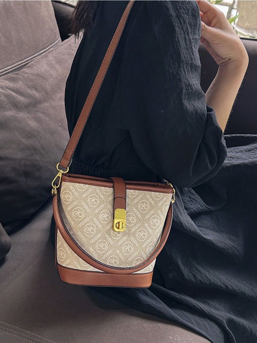 Small Bucket Bag Geometric Pattern Turn Lock Contrast Binding