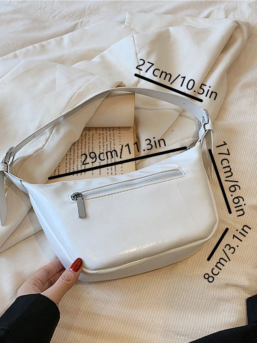 Medium Hobo Bag Letter Graphic Zipper