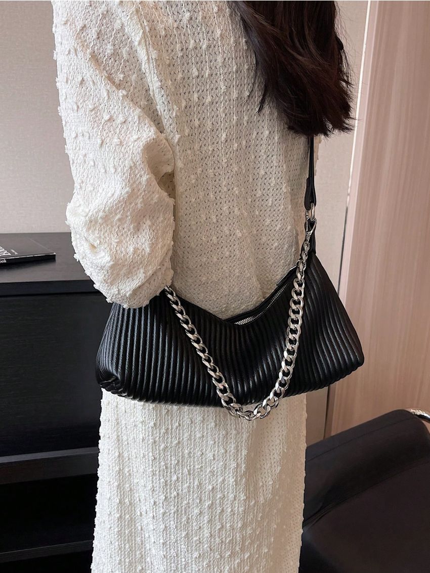 Minimalist Chain Baguette Bag Solid Color