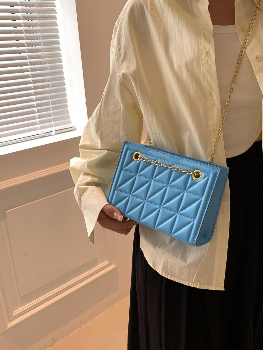 Small Square Bag Quilted Detail Fashionable Zipper Chain