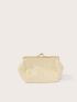 Appliques Kiss Lock Straw Bag