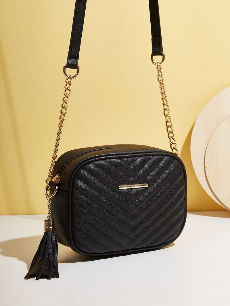 Quilted Pattern Tassel Decor Chain Circle Bag