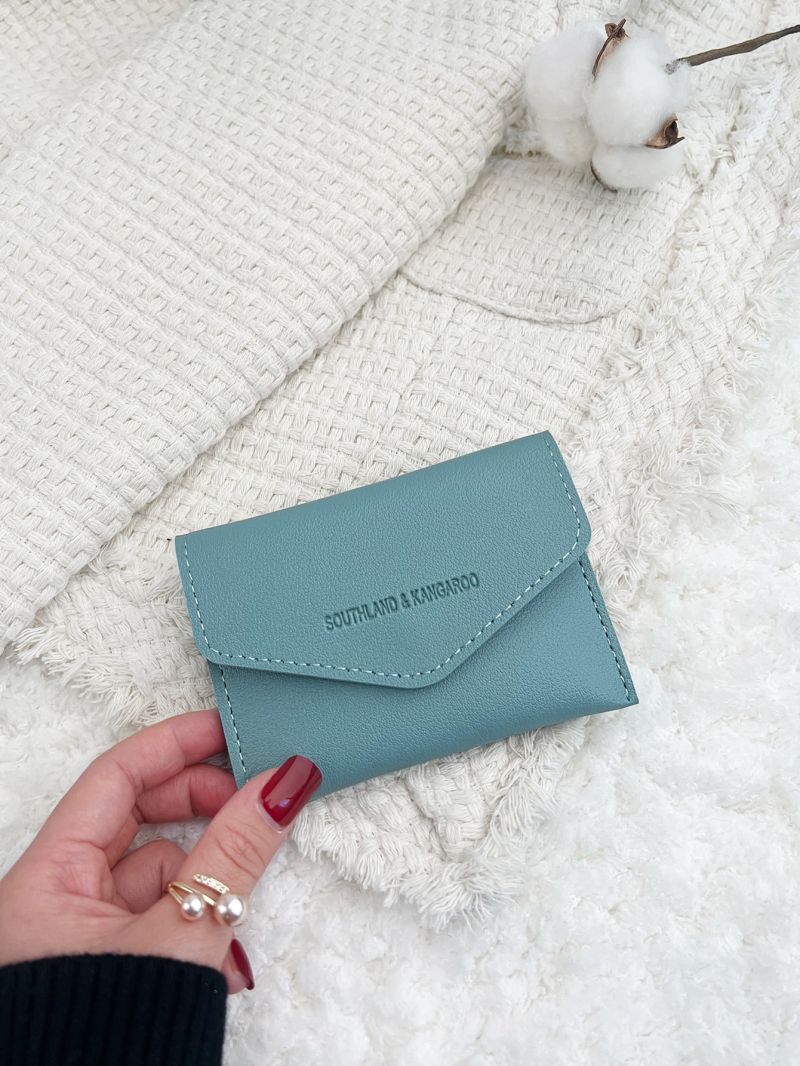 Minimalist Flap Card Holder