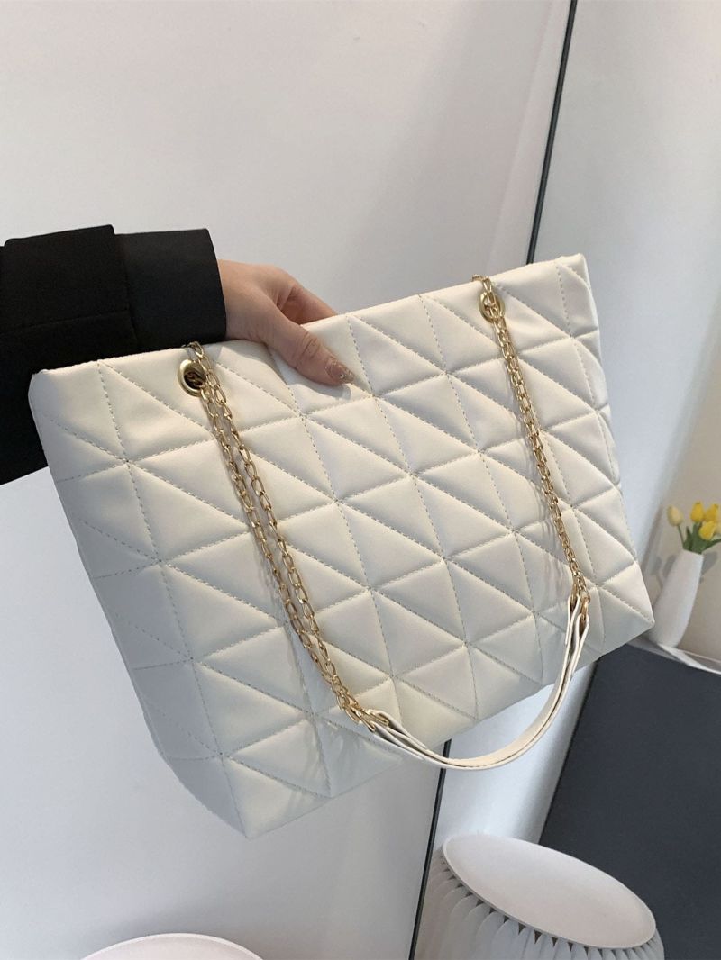 Quilted Chain Shoulder Tote Bag