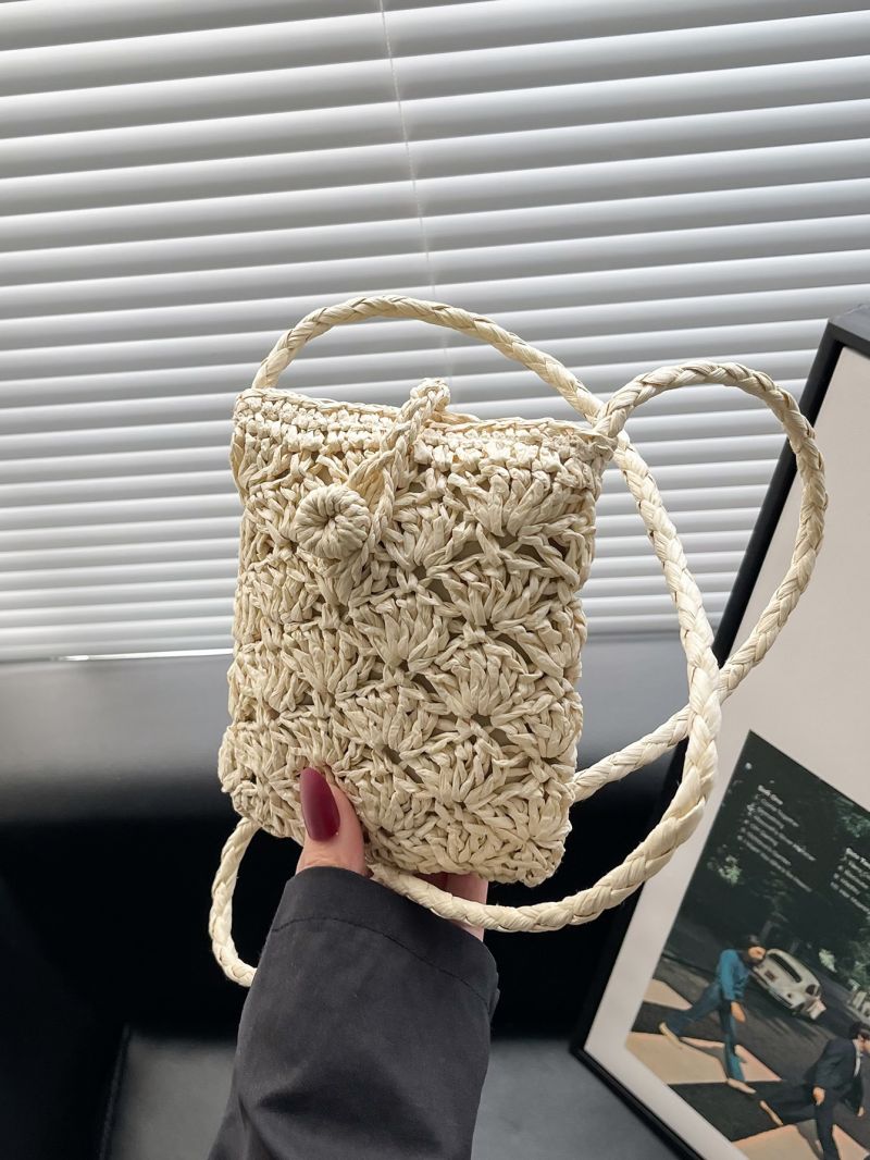Mini Minimalist Straw Bag