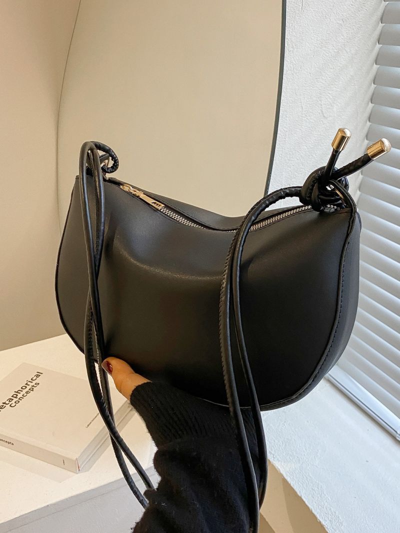 Minimalist Saddle Bag