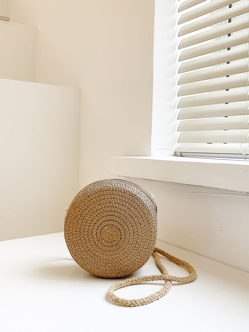 Mini Minimalist Straw Bag