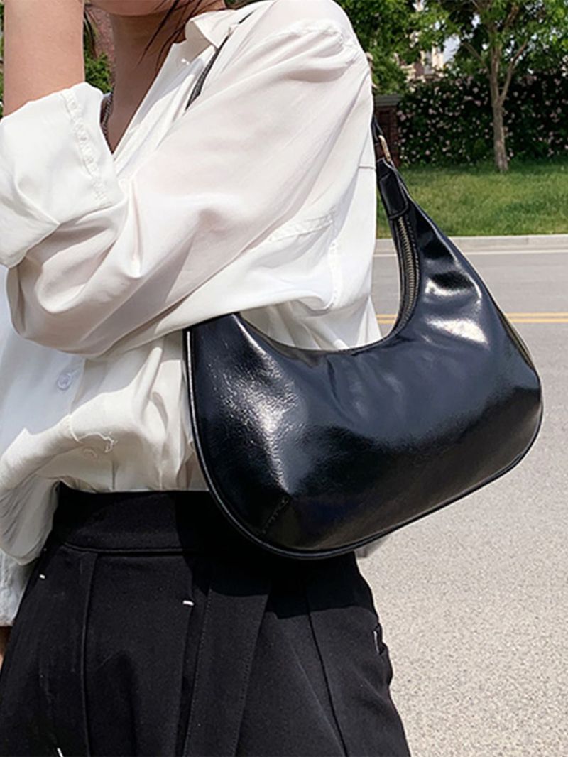 Minimalist Baguette Bag